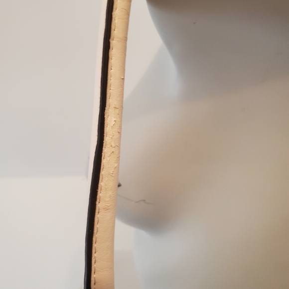 Guess Monogram Shoulder Bag - Picture 5 of 8